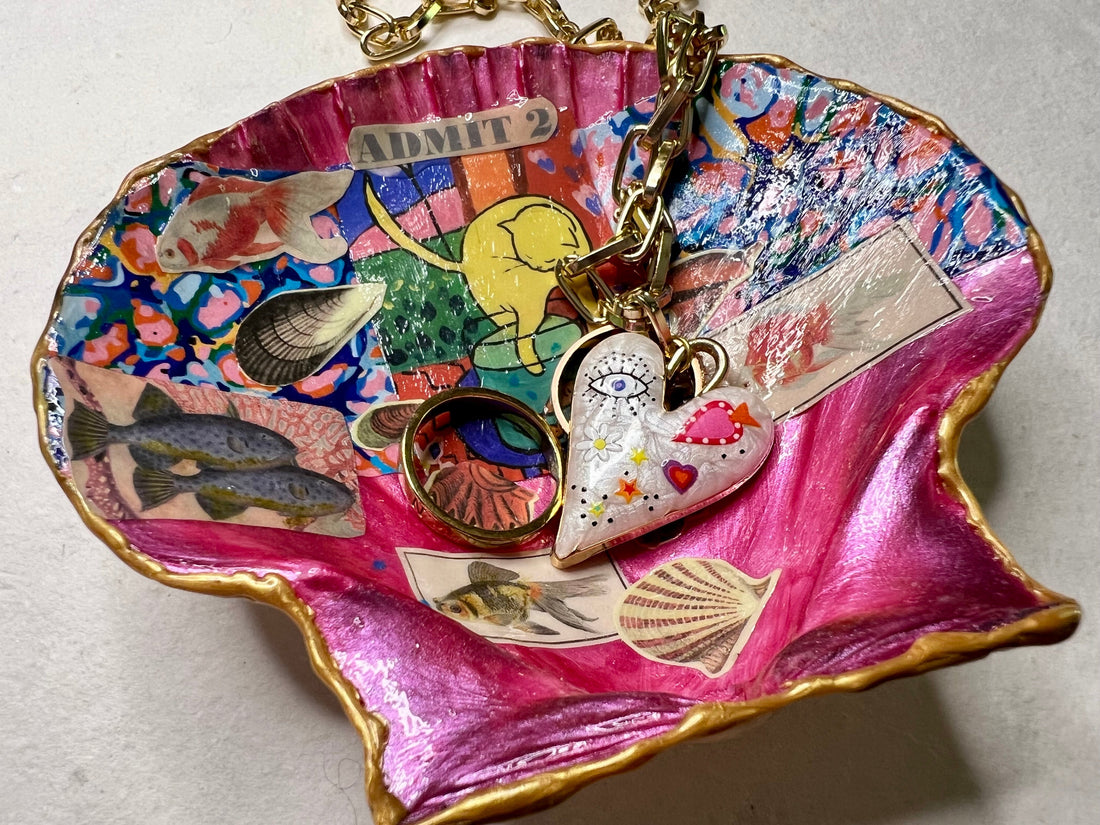 Scallop Shell Trinket Dishes and Mindful Art