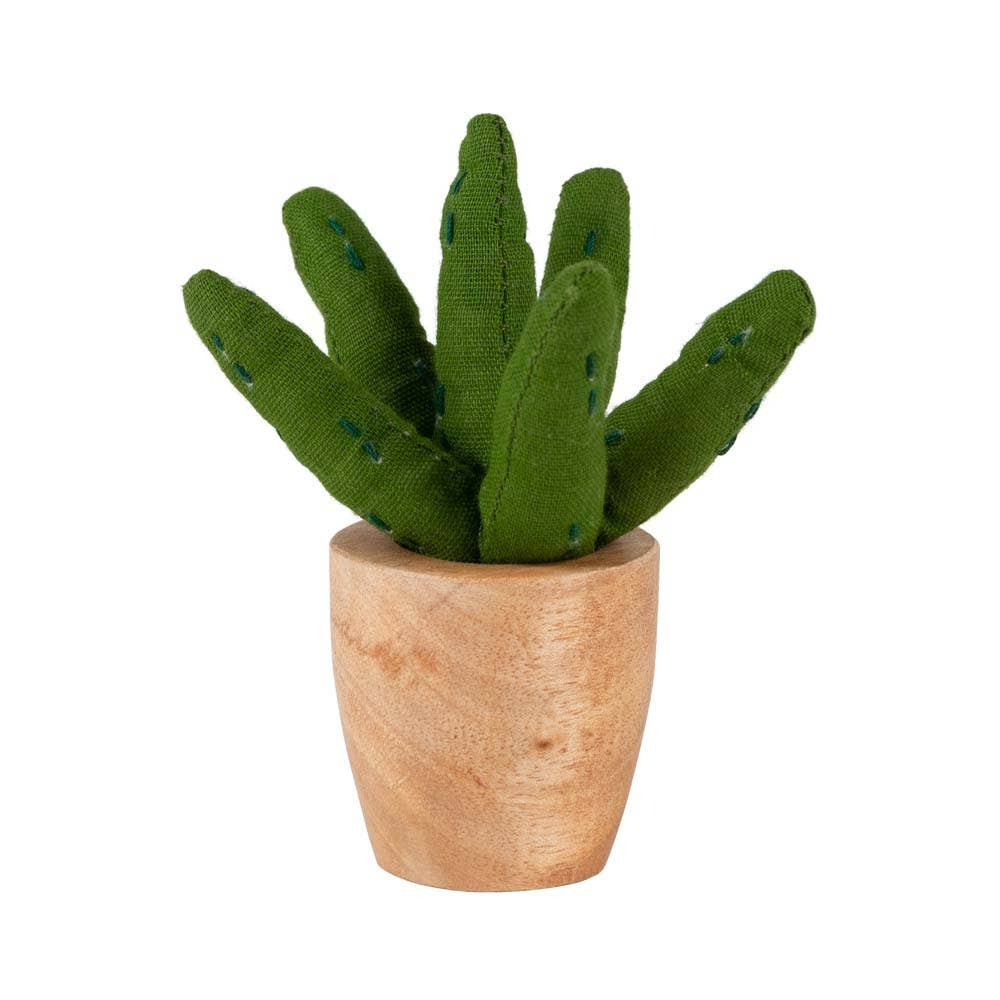 Close-up of soft green aloe leaves in poplin cotton with detailed stitching