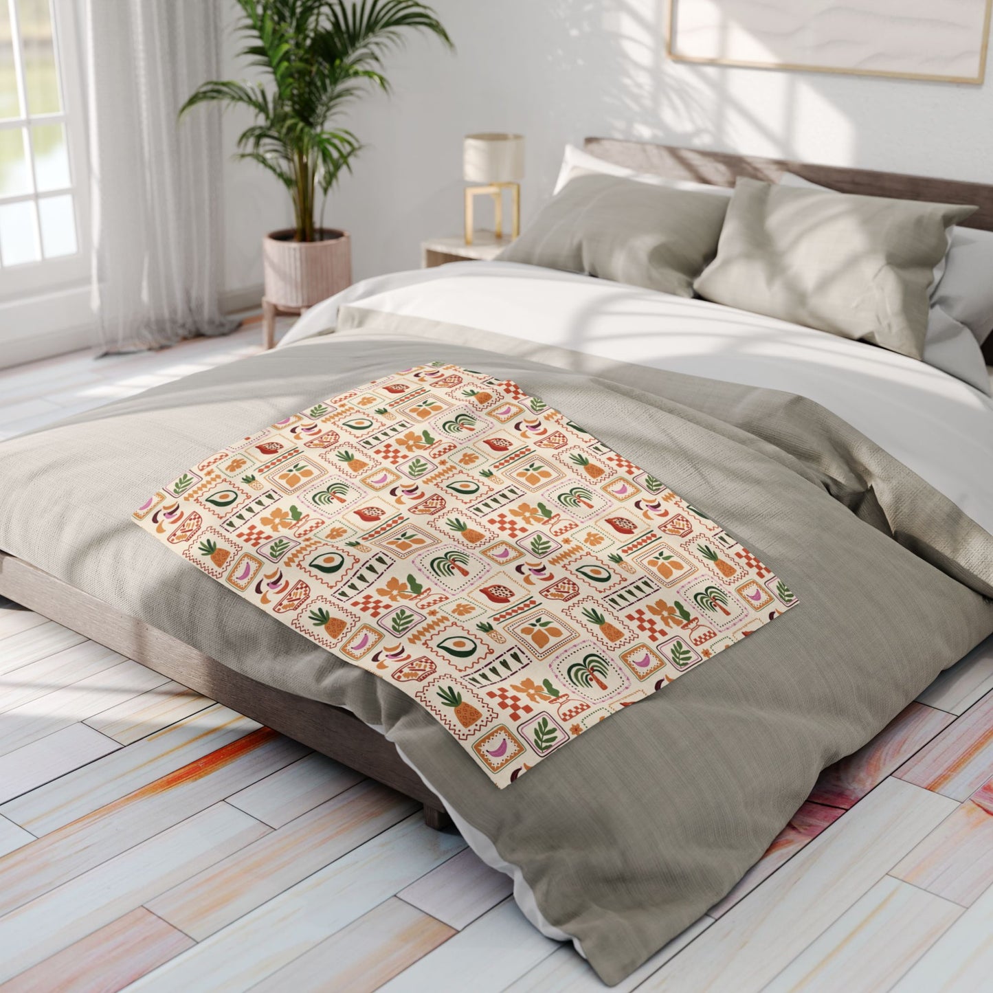 Tropical Patchwork Arctic Fleece Blanket – Cozy, Vibrant Throw for Stylish Home Decor and Comfort