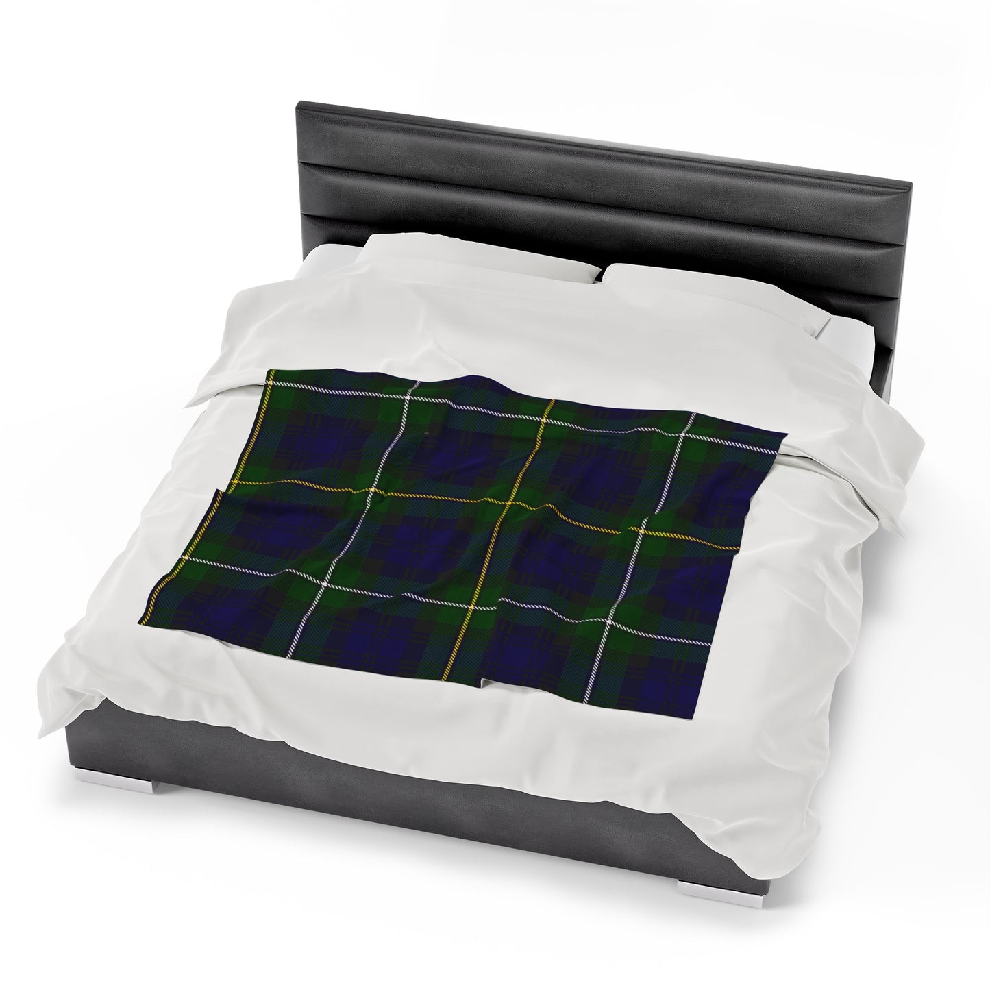 Cozy Velveteen Plush Blanket - Soft Green Tartan Pattern for Home Removals & Comfort