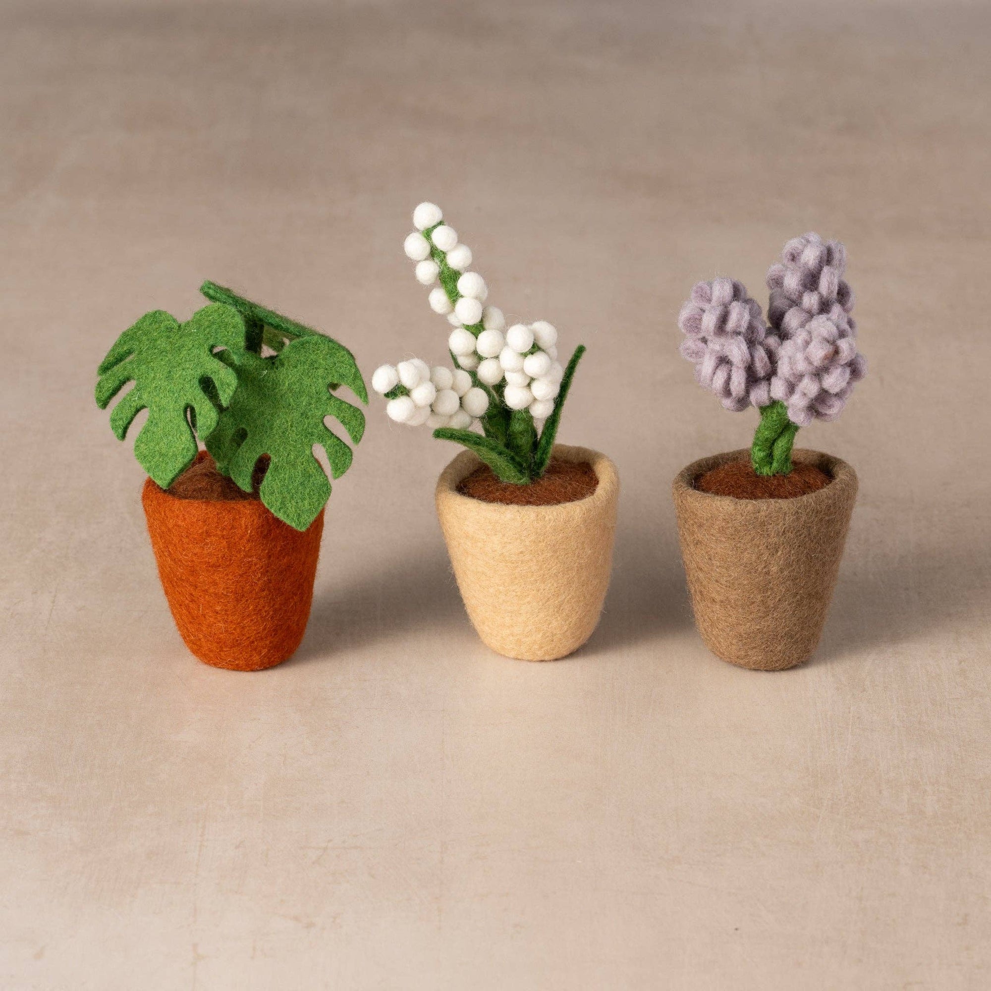 Baby’s Breath felt flower pot styled with matching Hyacinth and Leaves felt pots (sold separately)