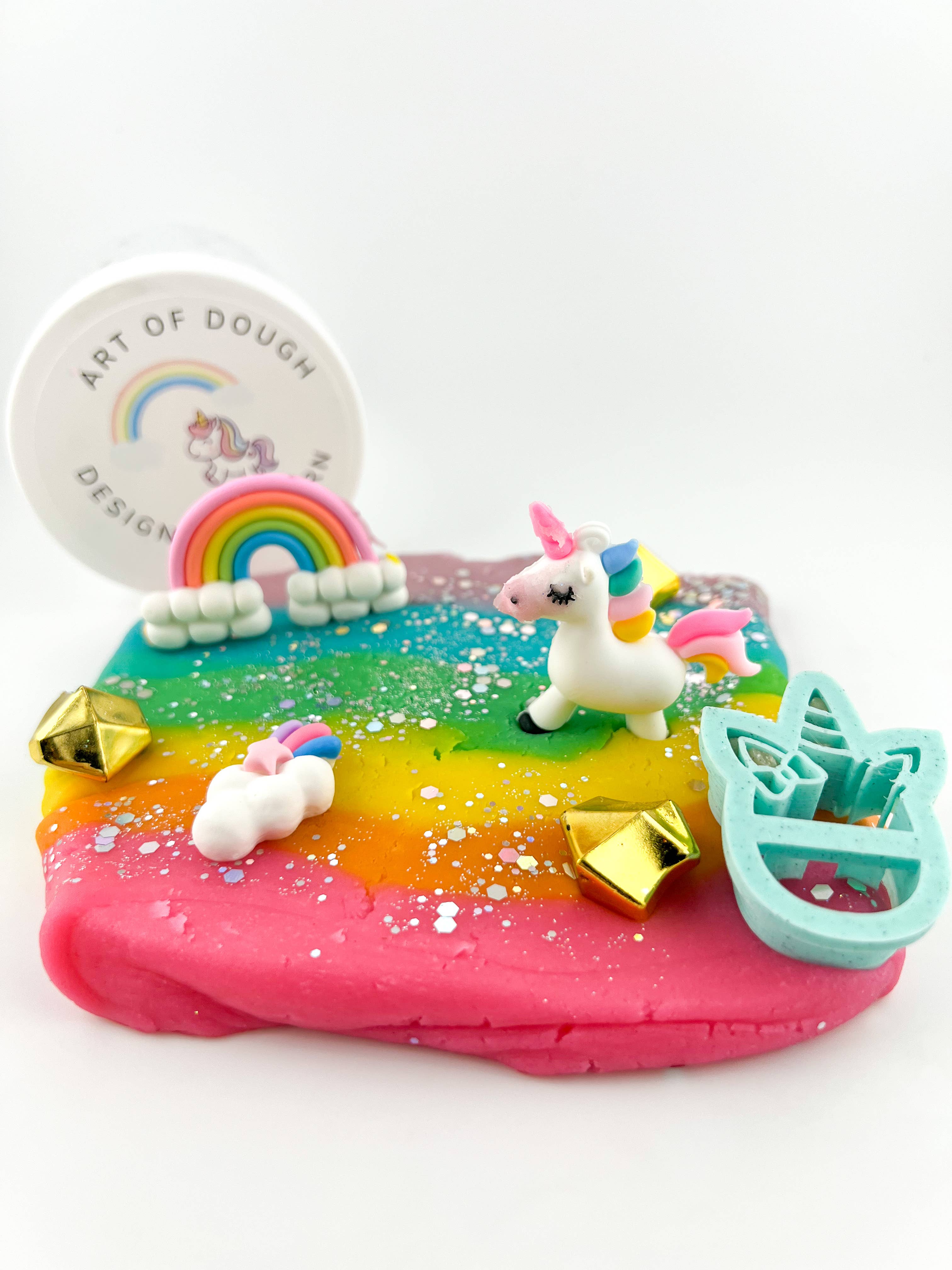 Close up of completed Unicorn Art of Dough Jar.