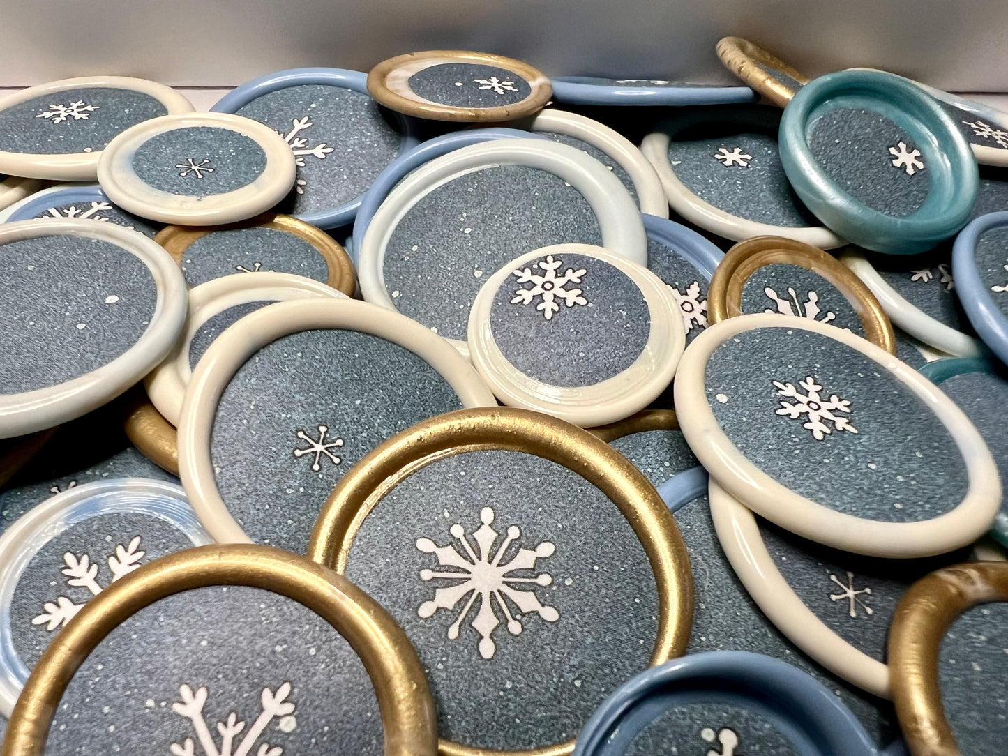 (Exclusive Drop) Custom Snowflake Wax Seal Stickers - 10 Handcrafted Winter Themed Seals for Gifts, Cards, and Stationery