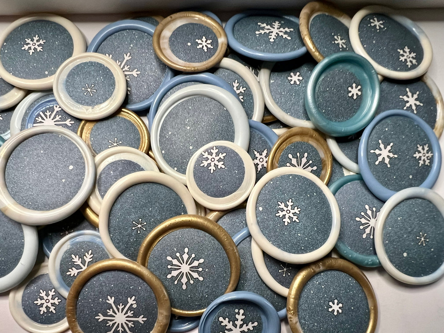 (Exclusive Drop) Custom Snowflake Wax Seal Stickers - 10 Handcrafted Winter Themed Seals for Gifts, Cards, and Stationery