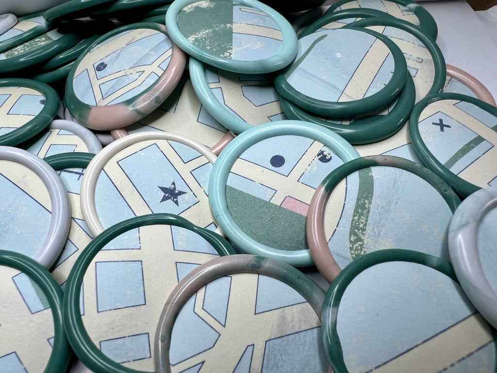 Map design wax stickers bringing old-world charm to modern correspondence.