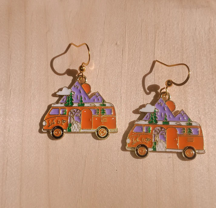 Nature-inspired earrings for outdoor lovers and road trippers