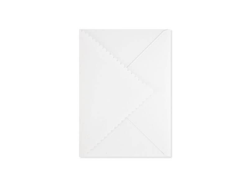 Close up of the scalloped edge envelope that comes with this card.